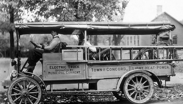 1830년대 처음 발명되기 시작한 전기자동차의 모습 [사진출처=오토트리뷴]
