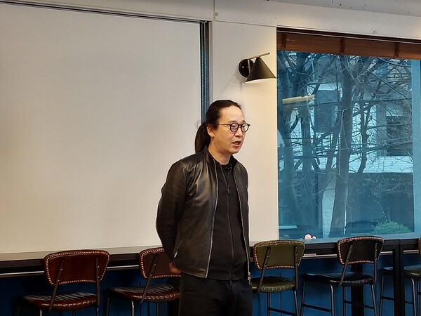 매 달 셋째 주 목요일 가인지벙커에서 세미나가 진행된다.