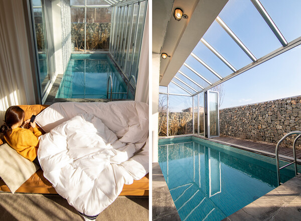 (출처: 헬렌스타인 공식 홈페이지) 설레다 펜션/ 아늑한 침구, 넓은 통창, 노천탕, 돌담 등