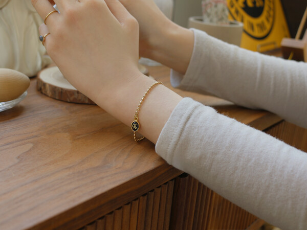 온라인을 넘어 오프라인 상에서 소통을 꿈꾸고 있다.(사진출처=마티스블루)