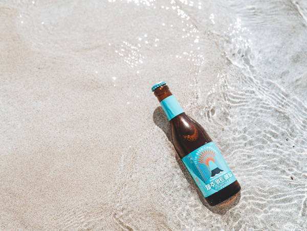 제주맥주는 지역사회인들과 함깨 소통하며 성장해왔다. (사진출처: 제주맥주 홈페이지)