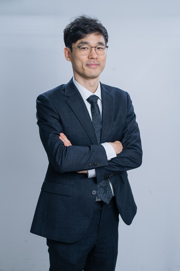 애드리절트 이승민 대표 “키워드를 잘 찾기 위한 한 가지 팁을 주자면 네이버 검색광고에 로그인해서 관련 키워드를 1~5개 입력해서 확인해 보는 것이다. 자동 완성어, 커뮤니티, 네이버 지식인 등을 확인하는 것도 참조할 만하다”