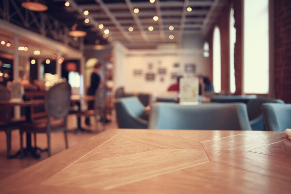 불친절한 식당을 만들고 싶다면? 종업원들을 바쁘게 만들면 된다! (사진출처: 이미지투데이)