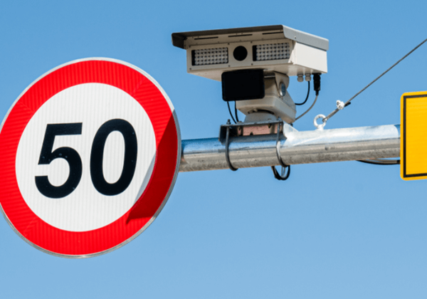 교통 과속 단속 카메라가 바이렉스에서 판매하고 있는 머신비전 카메라 (사진출처: 이미지투데이)