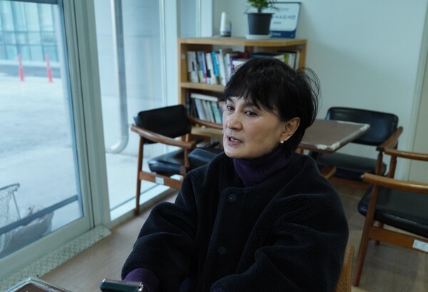 정대표는 "작가들이 성취감과 자존감을 갖게 되는 것이 치료에 도움이 된다는 것을 알게 되었고 이를 통해 변화할 수 있다는 목표를 갖게 되었다"고 말했다.