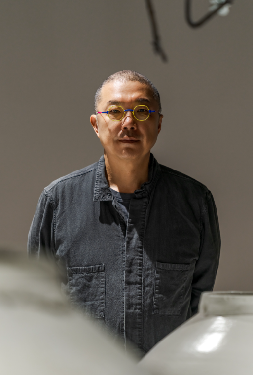 이헌정, 도예부터 디자인, 건축, 디지털 아트까지 작업 영역을 확장하며 지속적인 실험을 통해 자신만의 세계관을 구축한 독보적인 아티스트 [출처:현대카드·현대커머셜 뉴스룸]