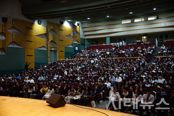 (사진출처: 초원)