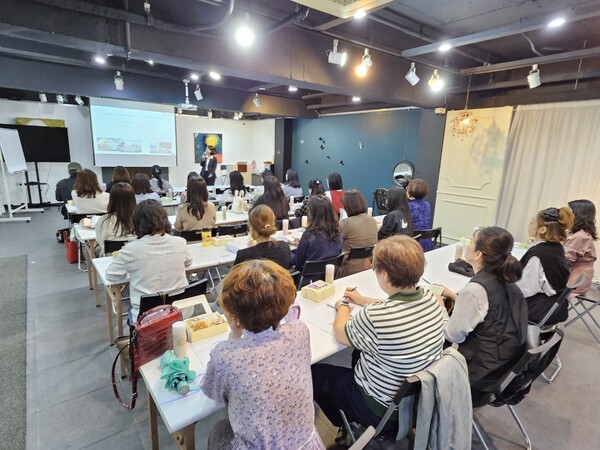 출처: 써큘러스리더