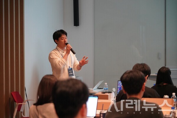 고재근 대표 외부 행사 현장[제공:비긴랩]