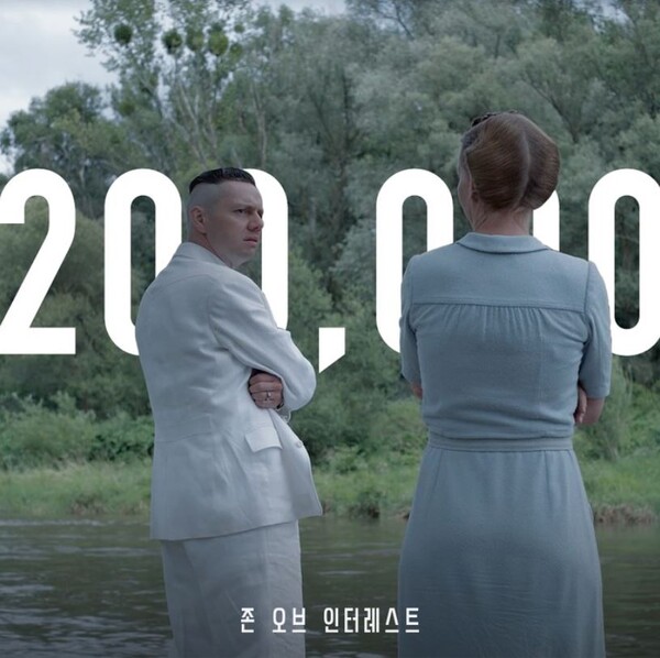 전국 개봉하는 영화들 중 최종 관객이 30만 명 언저리인 경우가 최근 비일비재한 것을 생각하면 이것은 엄청난 성과다. 출처: 찬란