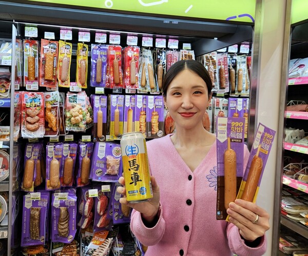 CU, 990원 핫바 출시[출처:BGF리테일]