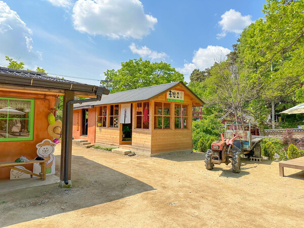 흥만소 전경[출처:흥만소]