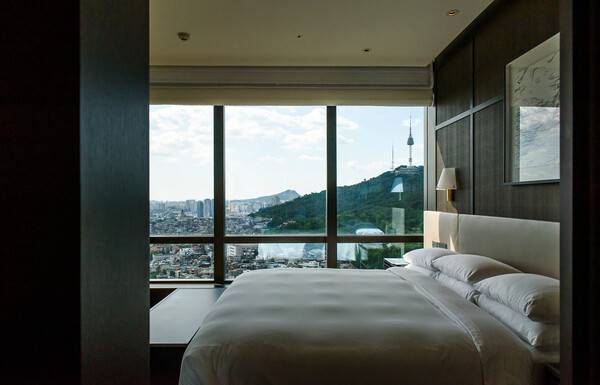 숙박·음식점과 도소매업 근로자 계약직 증가[출처:이미지투데이]