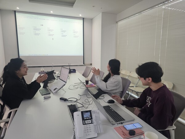 [출처:지니어스 컴퍼니]