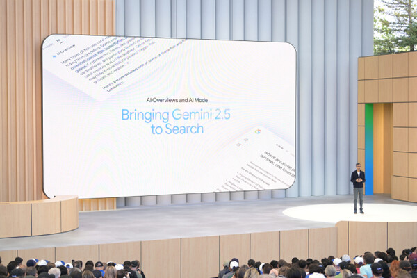 순다 피차이 구글 CEO가 20일(현지 시간) 미 마운틴뷰에서 열린 I/O 2025에서 기조연설하고 있다.[출처:구글]