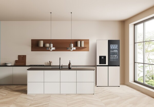 LG전자가 구독 케어 서비스를 한층 강화한 LG 디오스 AI 오브제컬렉션 스템(STEM) 얼음정수 냉장고를 출시했다.[출처:LG전자]