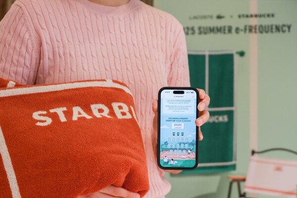 스타벅스가 13일~15일 e-프리퀀시 2배 적립을 실시한다.[출처:스타벅스코리아]