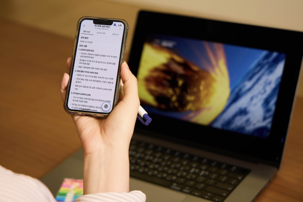 SK텔레콤이 지난달 30일 에이닷(A.)에 베타 버전으로 탑재된 ‘노트’ 서비스가 출시 일주일 만에 누적 사용자 30만명을 돌파했다고 밝혔다.[출처:SK텔레콤]